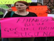 Bursalı Travestiler, Çocuk İstismarı İçin Eylem Yaptı