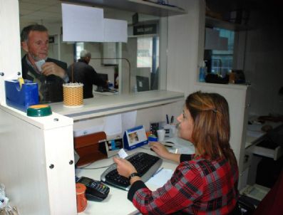 BEKIRPAŞA - İzmit'te Vergi Mükelleflerine Hafta Sonu Kolaylığı