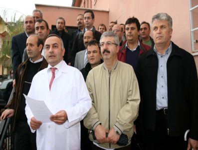 CAFER ŞAHIN - Uşak Tabip Odası'ndan Bıçaklı Saldırıya Kınama