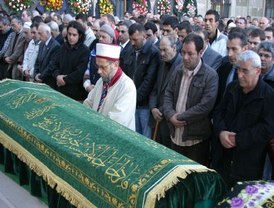 İLKER AKTAŞ - Gazeteci Davut Aktaş'ın Acı Günü