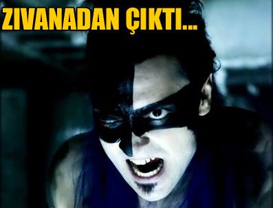 HAYKO CEPKİN - Hayko Cepkin seyircisini yumrukladı