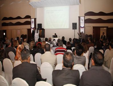 OSMAN ÖZTÜRK - Aile Hekimliği İle İlgili Seminer Düzenlendi