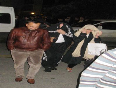 Beykoz'da Lüks Villaya Kumar Baskını: 30 Gözaltı