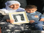 Kayıp Yakınlarının Oturma Eylemi