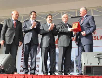 ALAADDIN YÜKSEL - Keçiörenli Muhtarlar Barakalardan Kurtuldu