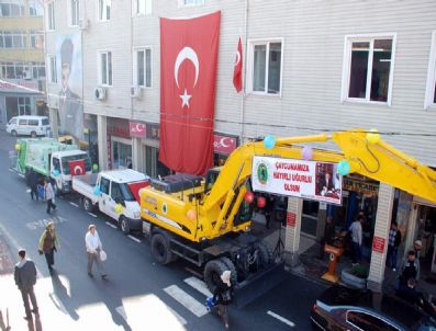 HASAN YAMAN - Çaycuma Belediyesi Yeni Hizmet Araçlarını Tanıttı