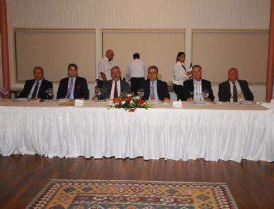 TAHIR ŞAHIN - İzmirli Başkanlar Zirvesi