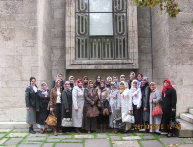 SEFER ÜSTÜN - Kadın Kollarından Ankara Çıkartması