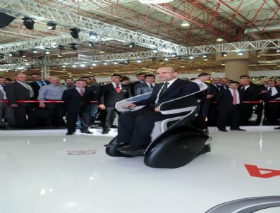 PRIUS - Maliye Bakanı Şimşek Toyota I-real'le Turladı