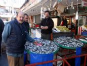 Sigara Fiyatına 3 Kilogram Hamsi