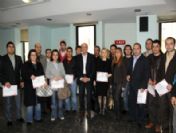 Başkan Ok Balıkesir'deki Kuaförleri Kutladı