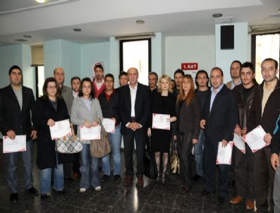 İSMAIL OK - Başkan Ok Balıkesir'deki Kuaförleri Kutladı