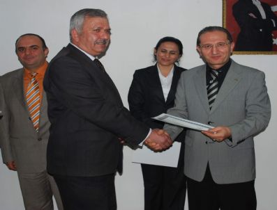 Deprem Gönülülerini Sertifikalarını Aldı