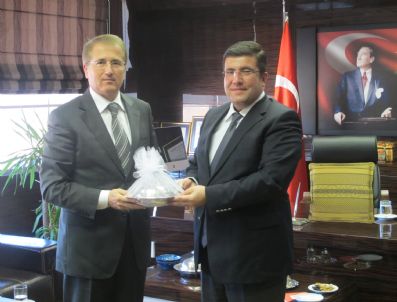 SÜLEYMAN OĞUZ - Emniyet Müdürü Oğuz'dan Zirve Üniversitesi'ne Ziyaret