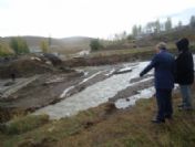 Gürpınar Kaymakamı Kaya Köydes Çalışmalarını Denetledi