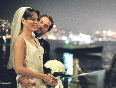 DENİZ AKKAYA - Efe Önbilgin: 'Bu kadını 20 yıldır seviyorum'