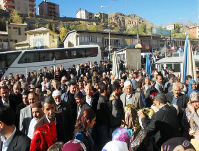 Hakkari'den 152 Hacı Adayı Kutsal Topraklara Uğurlandı
