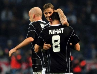 NİHAT KAHVECİ - Porto Beşiktaş maçı golleri ve özeti - Nihat'ın golü