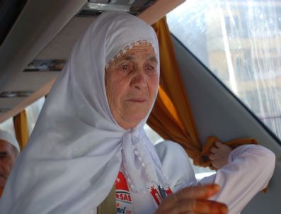 LEVENT KıLıÇ - Sorgun'da Hacı Adayları Dualarla Kutsal Topraklara Uğurlandı