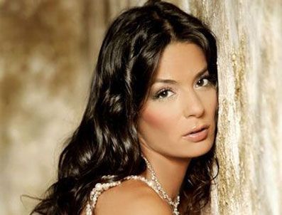 ASUMAN KRAUSE - Kedilerimle yalnız kalmak istemiyorum