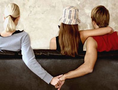 EMRE KONUK - Evlilik için ideal sıcaklık 24-29