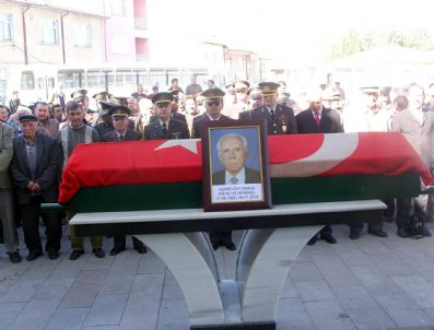 HARUN TÜFEKÇI - Seydişehir Eski Belediye Başkanlarından Akbaş Toprağa Verildi