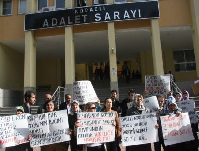 SADDAM HÜSEYİN - Arızlı Sakinleri Eylemlerine Devam Ediyor