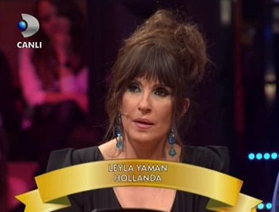 FIRAT TANIŞ - Ayşegül Aldinç'in göbeği tartışmalara yol açtı