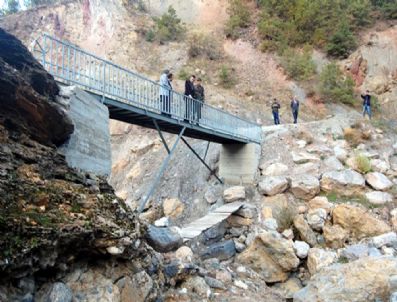 KÖYDEŞ - Mutki'de Köprü Yapımı