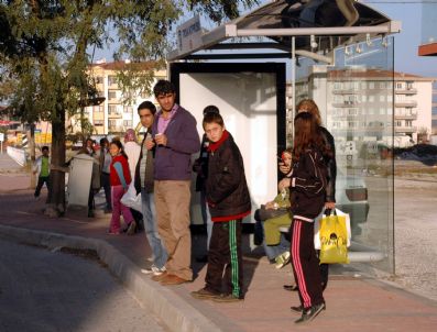 Troya Caddesi'nde Ulaşım Çilesi