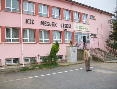 NIMET ÇUBUKÇU - Yapımı Başlamayan Ek Derslik İçin Mektup Yazdı