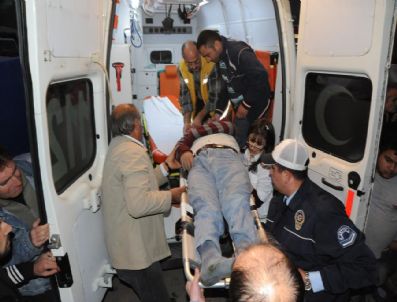 NIHAT ÇELIK - Artvin'de Trafik Kazası: 1 Ölü