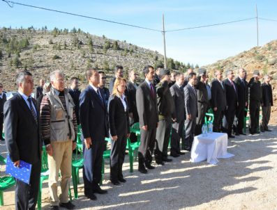 LATIF MEMIŞ - İş Bankası 42. Ormanını Karaman'da Oluşturdu