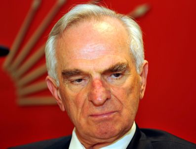 UMUT ORAN - Önder Sav koltuğu Batum'a devretti