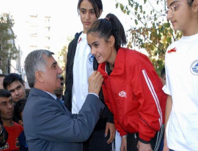 Adıyaman'ın İl Oluşu İle İlgili Koşu Düzenlendi