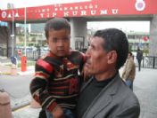 Aıds'e Yakalanan Küçük Çocuk Rapor Almak İçin Adli Tıp'a Geldi