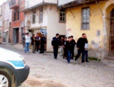 Ayvalık'ta Liseli Gençlerin Kavgası Sürüyor
