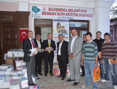 Bandırma'da Kitap Kampanyası