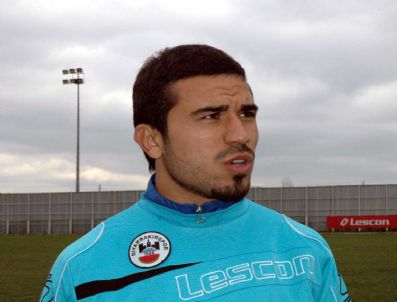 ÇETIN SÜMER - Diyarbakırspor'a Bir Darbede Barış Ataş'tan