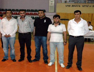 ÇETIN SÜMER - Diyarbakırspor'da Hareketli Saatler