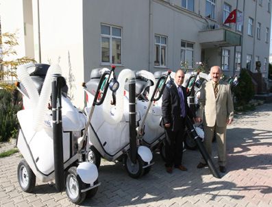 Esenyurt çevre dostlarıyla temizleniyor