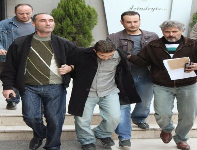 RAMBO - Kadının Karnında Saplı Kalan Bıçaktaki Parmak İzi Zanlıyı Yakalattı