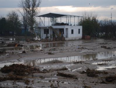 ADEM ÜNAL - Aydın'daki Sel Felaketinde 3 Ölü Olduğu İddia Ediliyor