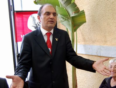 HAK VE EŞITLIK PARTISI - Hepar Bodrumlulara Tavuk Döner Dağıttı