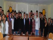 Aksoy Ak Gençlik'e Siyaset Dersi Verdi