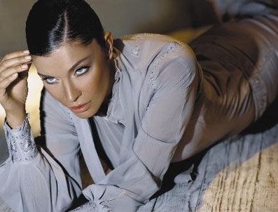 DENİZ AKKAYA - Deniz Akkaya hakkında şok iddia!