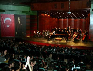 CHOPIN - Başarılı Piyanistten Muhteşem Konser