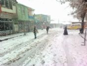 Bingöl Beyaza Büründü