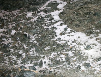 Ölüdeniz'e 25 Yıl Sonra Kar Yağdı