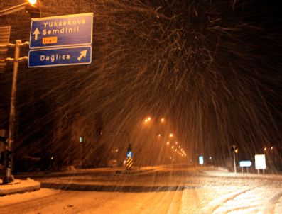 Yüksekova'da Kar Yağışı